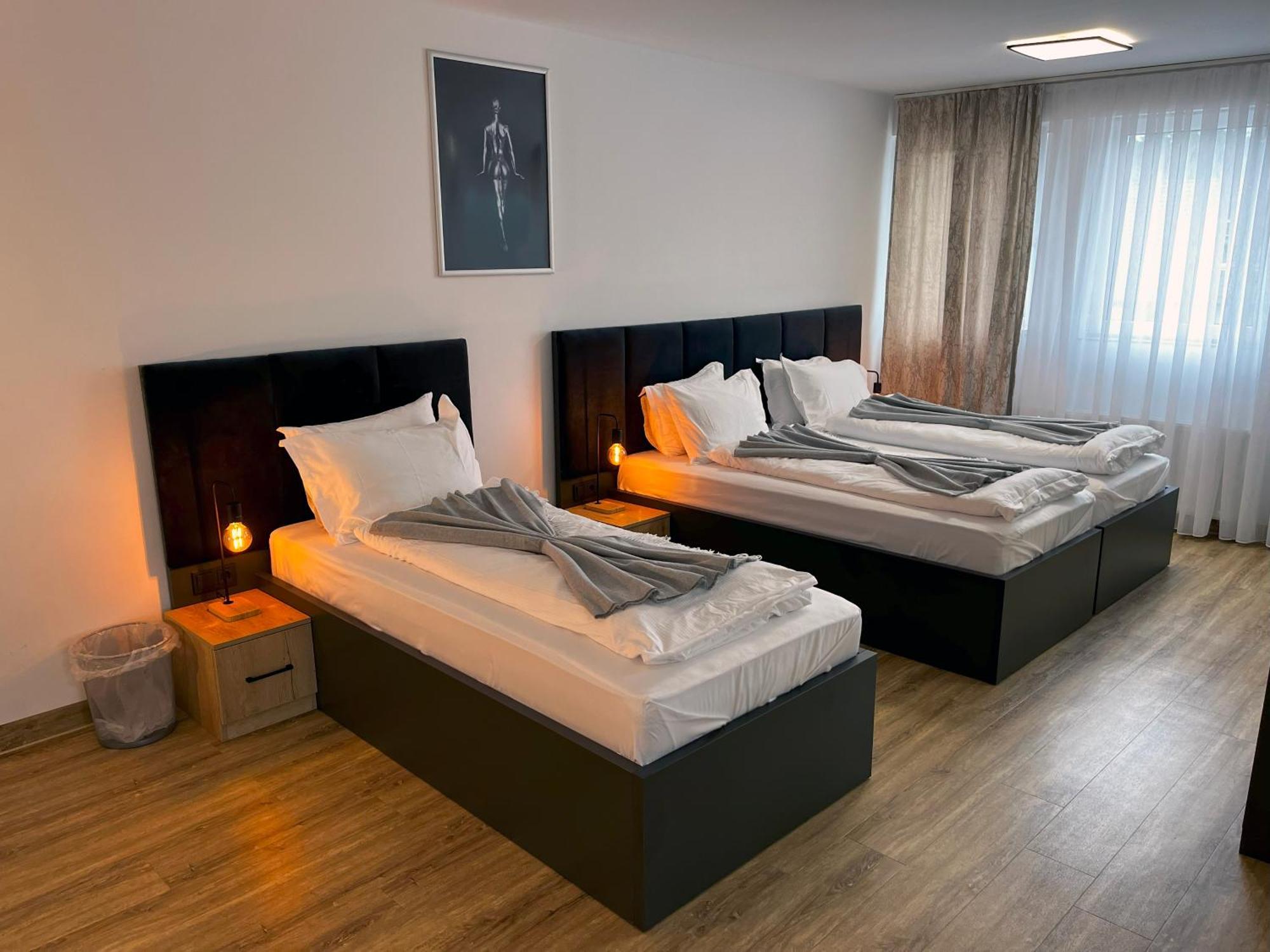Haven Hotels - Hotel Dona Bergisch Gladbach Eksteriør billede