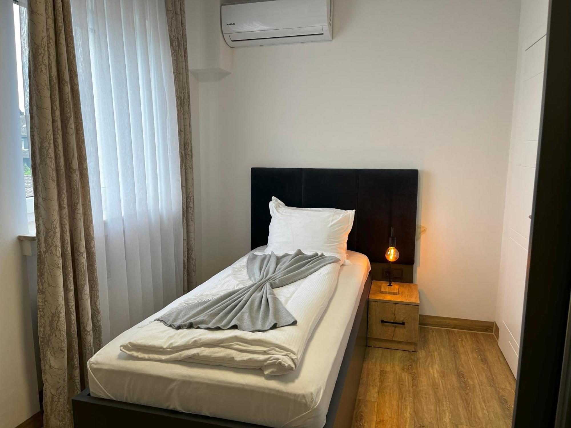 Haven Hotels - Hotel Dona Bergisch Gladbach Eksteriør billede