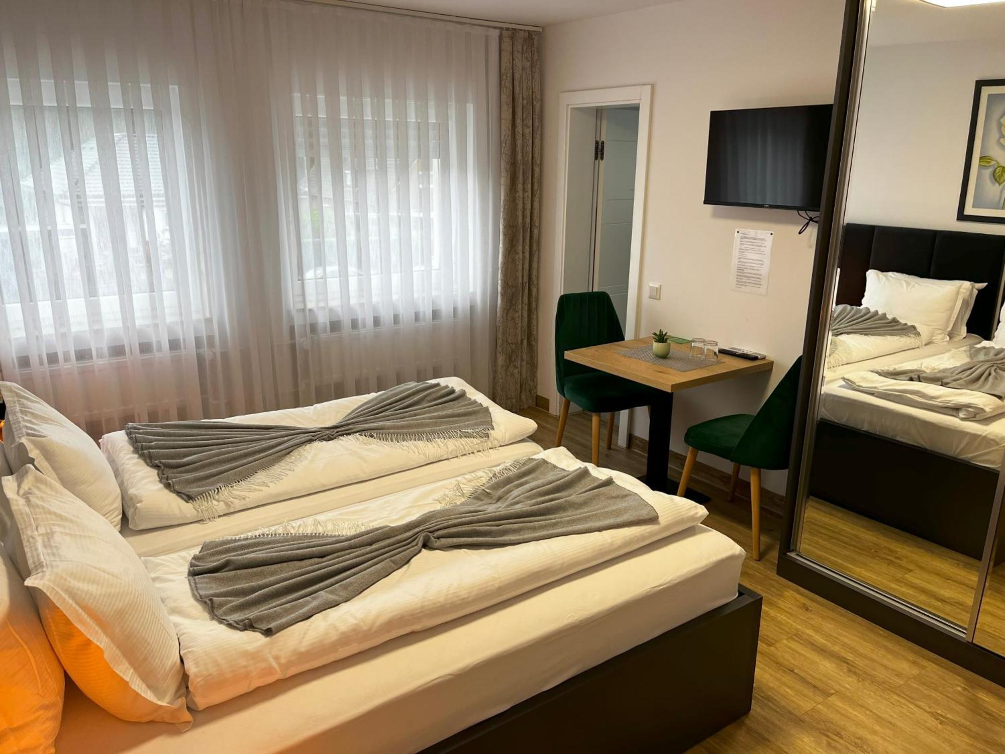 Haven Hotels - Hotel Dona Bergisch Gladbach Eksteriør billede