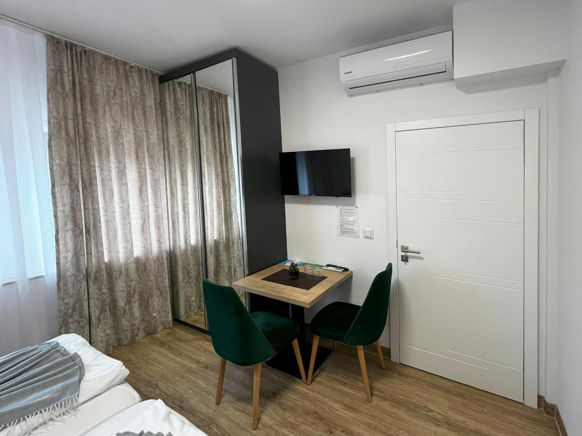 Haven Hotels - Hotel Dona Bergisch Gladbach Eksteriør billede
