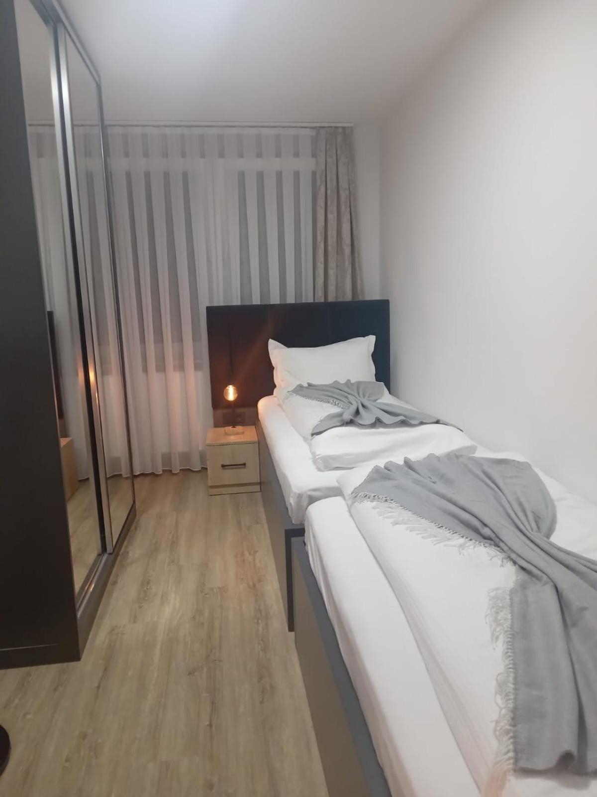 Haven Hotels - Hotel Dona Bergisch Gladbach Eksteriør billede
