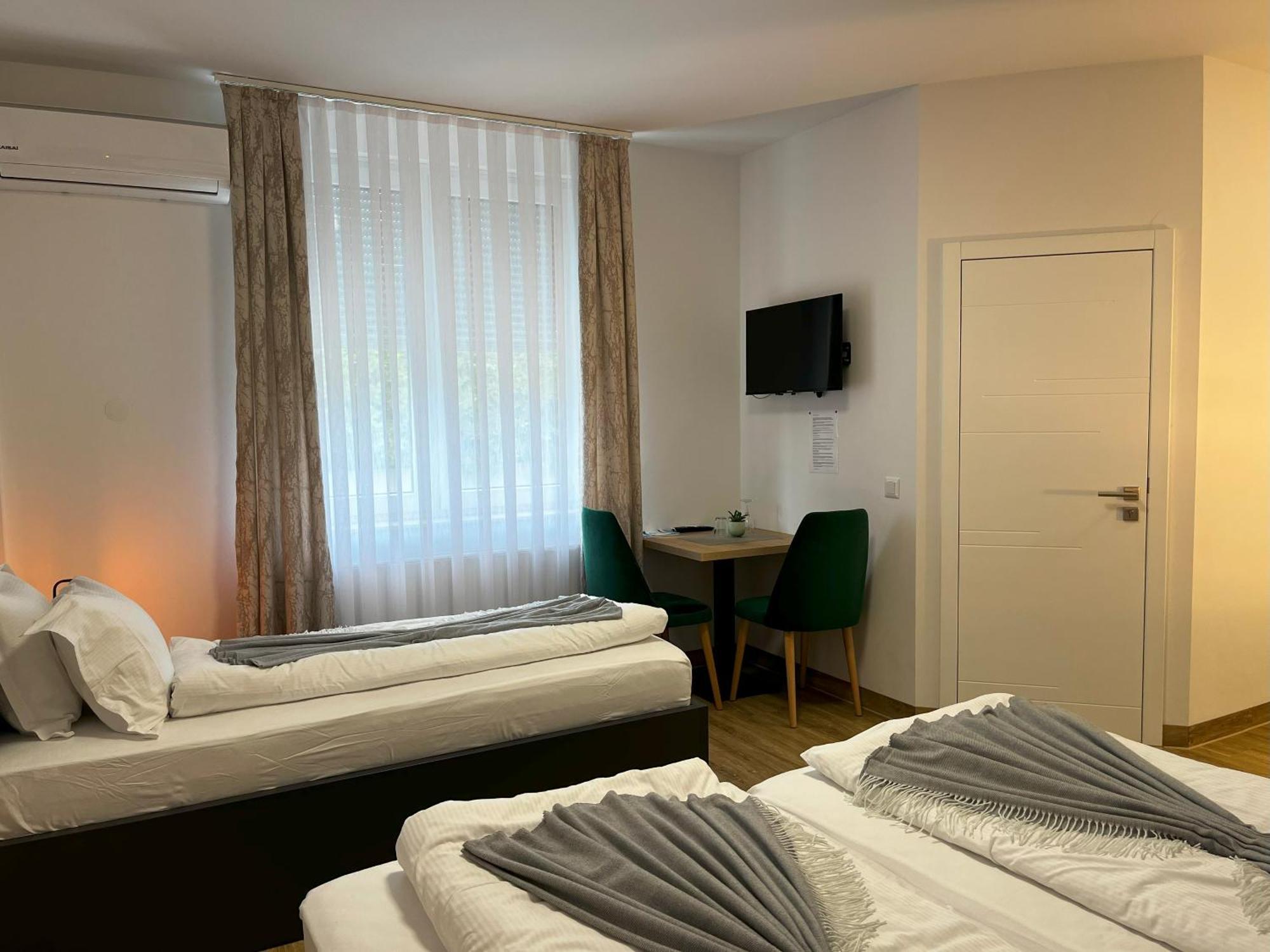 Haven Hotels - Hotel Dona Bergisch Gladbach Eksteriør billede