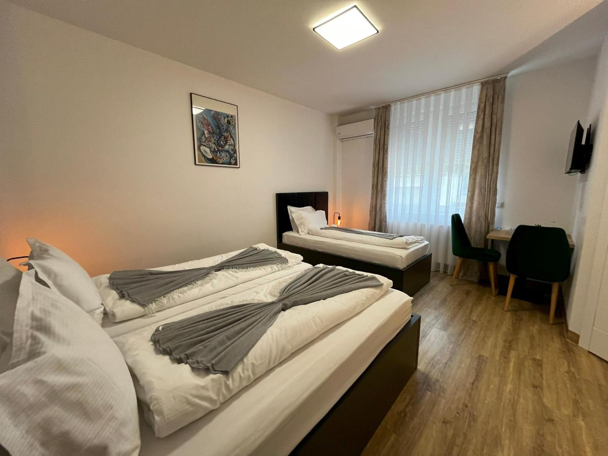 Haven Hotels - Hotel Dona Bergisch Gladbach Eksteriør billede