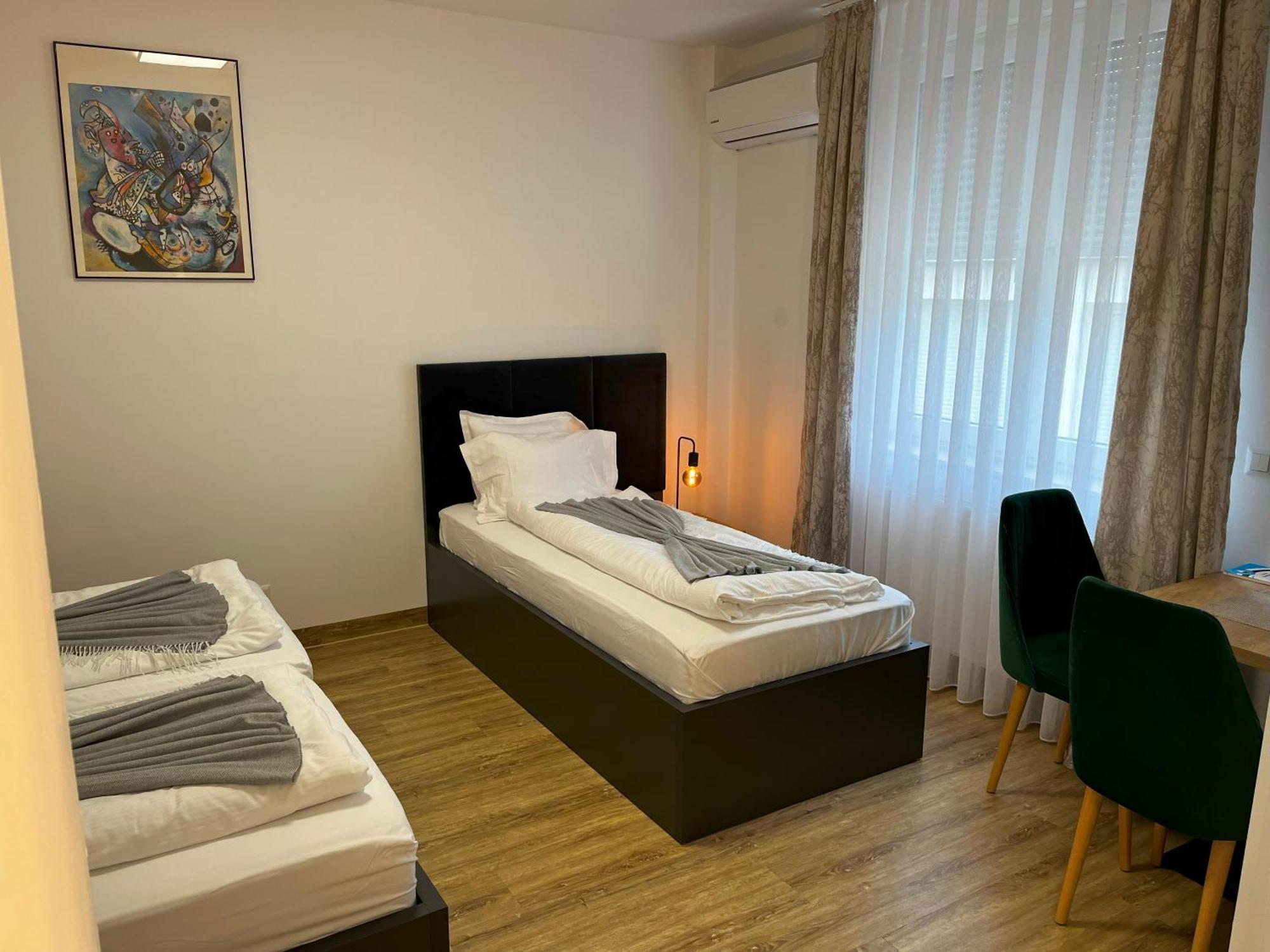 Haven Hotels - Hotel Dona Bergisch Gladbach Eksteriør billede