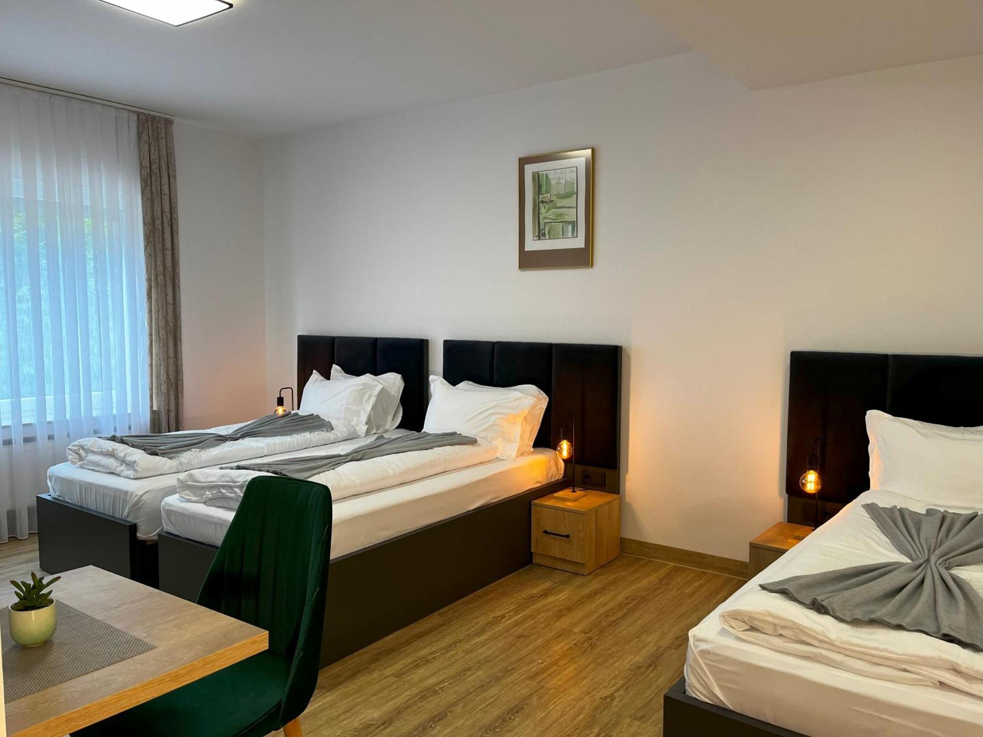 Haven Hotels - Hotel Dona Bergisch Gladbach Eksteriør billede
