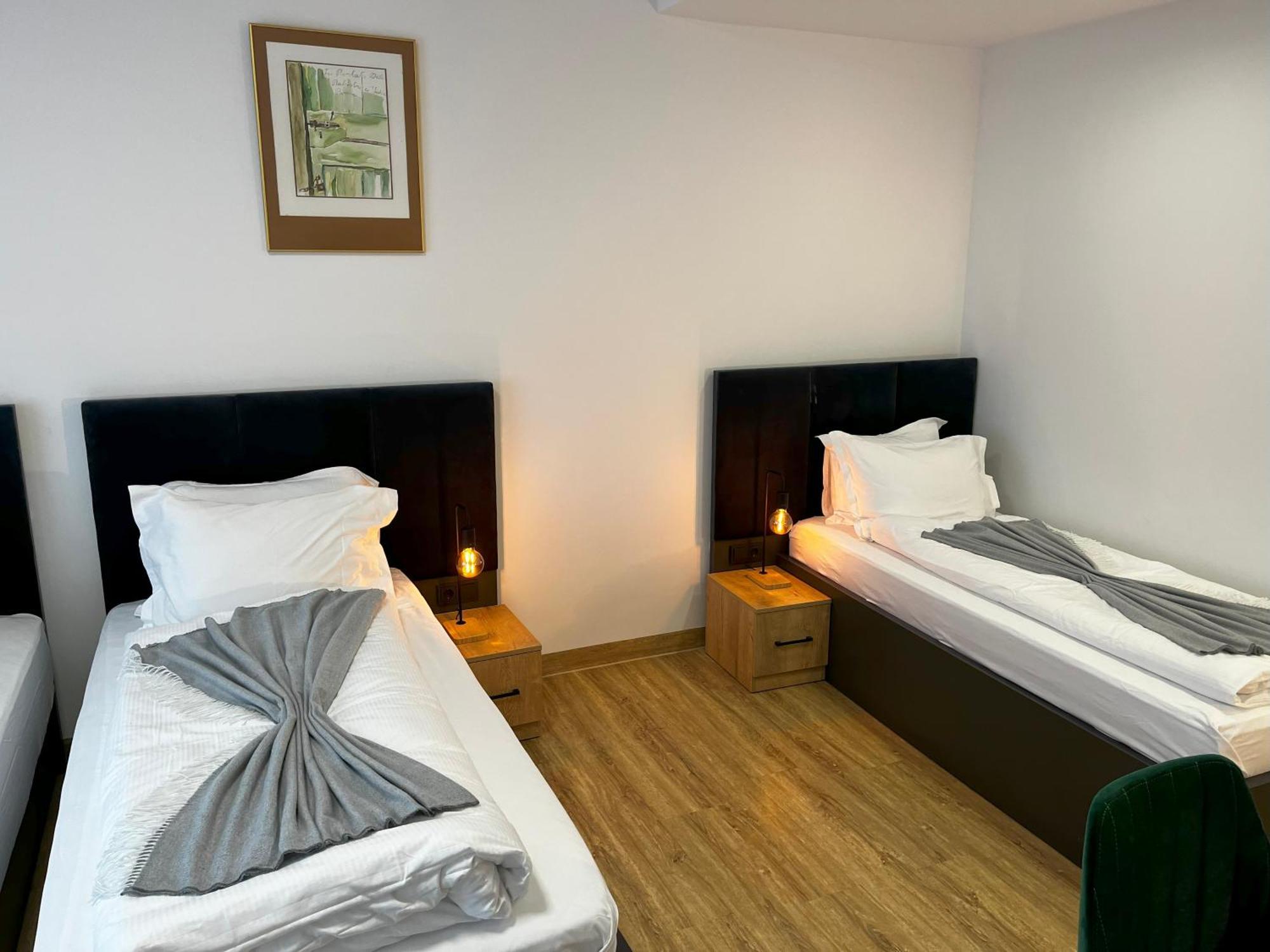 Haven Hotels - Hotel Dona Bergisch Gladbach Eksteriør billede