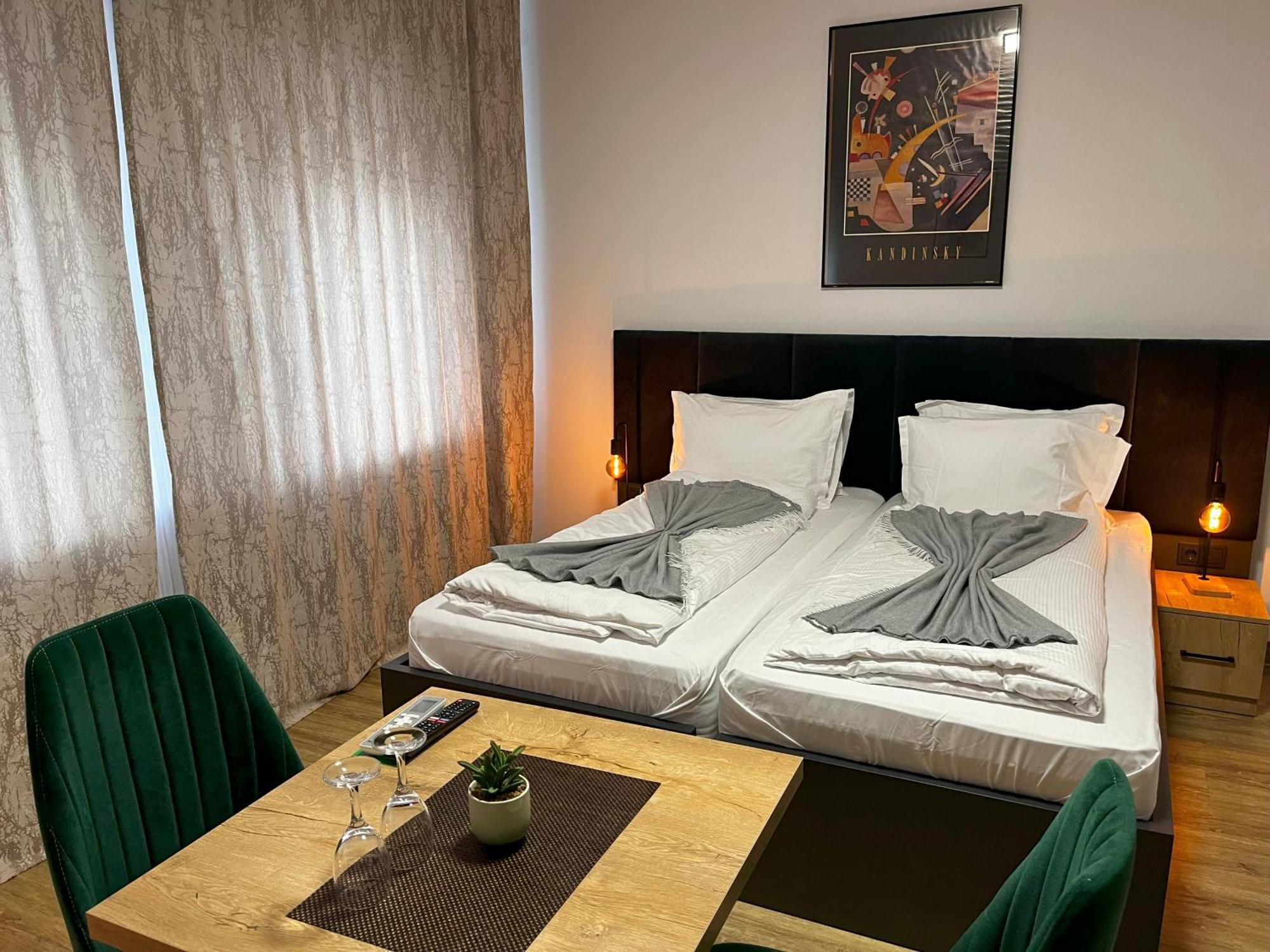 Haven Hotels - Hotel Dona Bergisch Gladbach Eksteriør billede