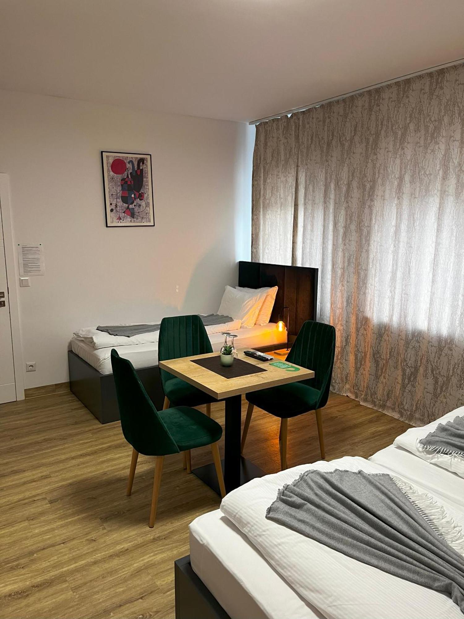 Haven Hotels - Hotel Dona Bergisch Gladbach Eksteriør billede