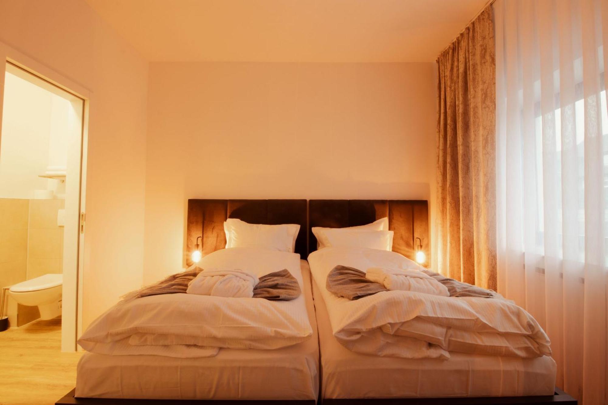 Haven Hotels - Hotel Dona Bergisch Gladbach Eksteriør billede