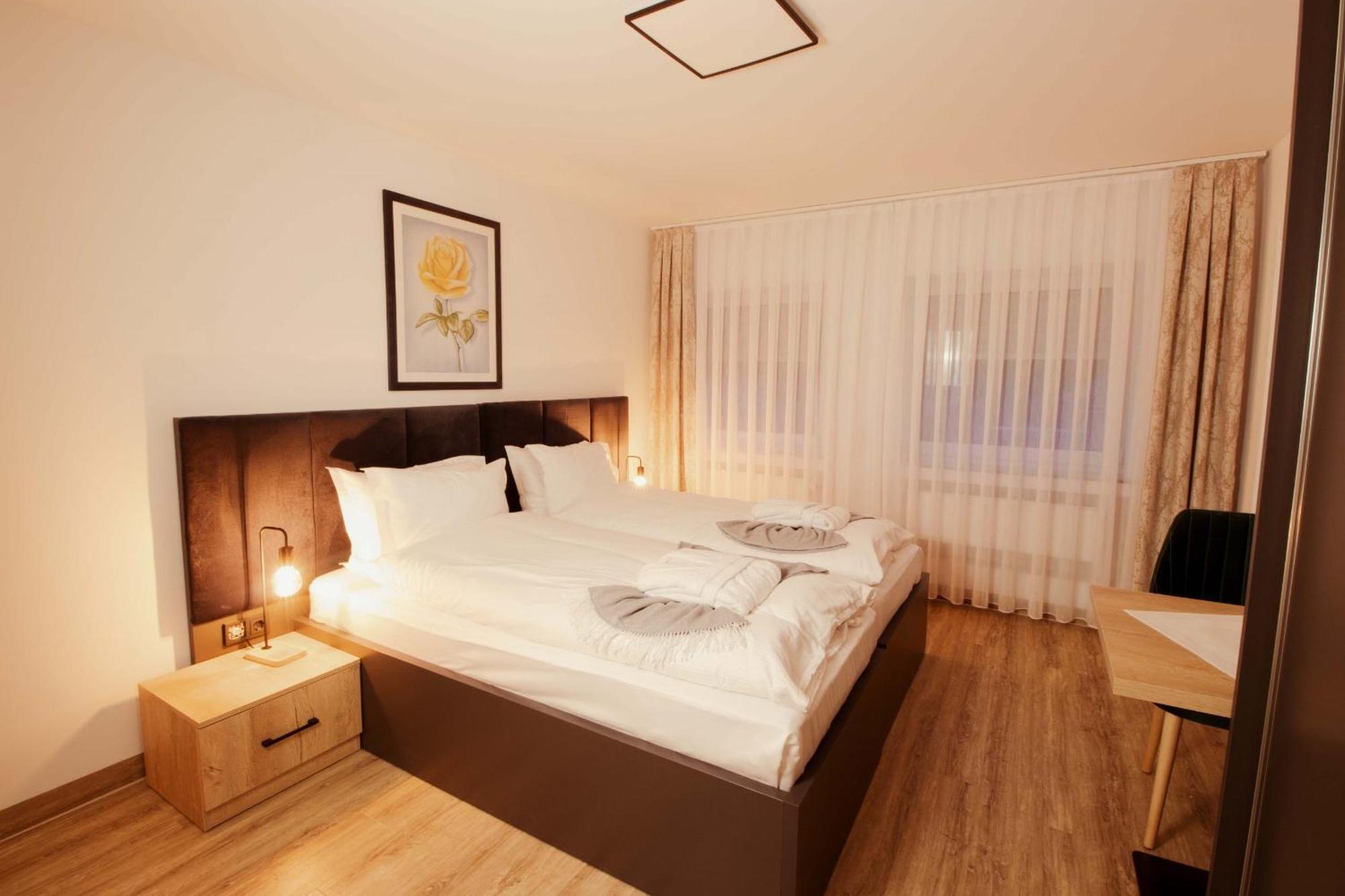 Haven Hotels - Hotel Dona Bergisch Gladbach Eksteriør billede